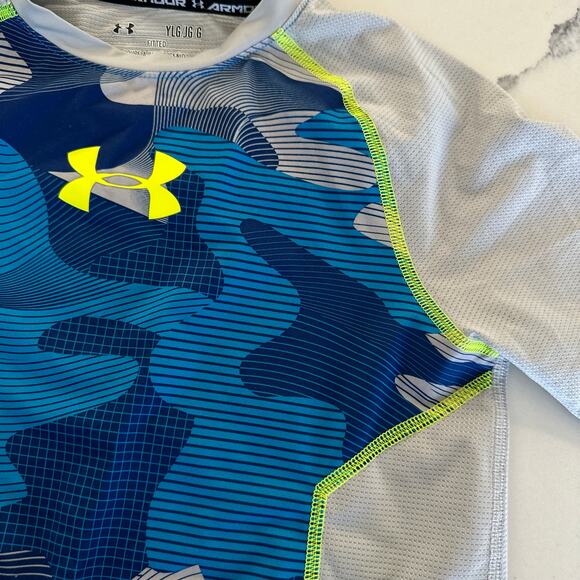 Under Armour camo tee - Picture 4 of 4